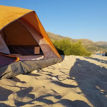 Waves Side Camping